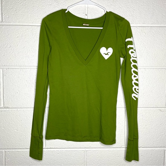 Hollister Tops - < Y2K Hollister Green V-Neck Long Sleeve Tee >